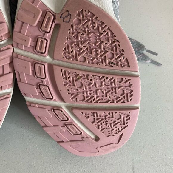 Zeba Grey Slip On Hands Free Sneakers Size 11 - Picture 11 of 16